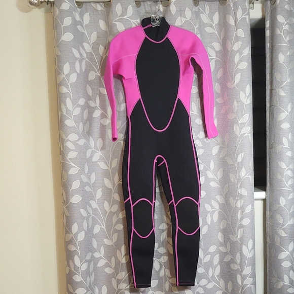 Women's Pink and Black Wetsuit - Picture 1 of 8